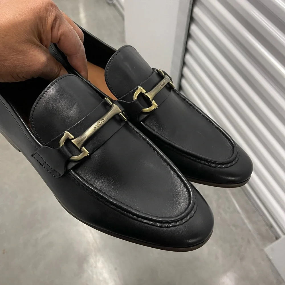 Black Sleek Loafers by Aldo Sz 11 - Picture 3 of 10